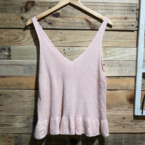 ANOUND Double V-Neck Ribbed Crop Tank Top.  B - Picture 2 of 7